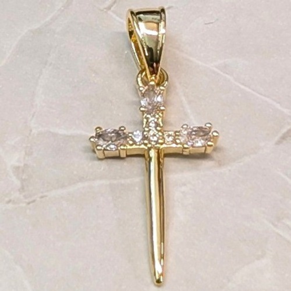 New Jewelry Dagger Cross Pendant 18K GP Gold PLated CZ Gothic Sword Religious